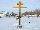 В Челябинской области две школьницы спасли Поклонный крест, который подожгли вандалы