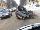 В Ярославле водитель Toyota Corolla, находясь в состоянии алкогольного опьянения, не справился с управлением и, выехав на полосу встречного движения, столкнулся с маршрутным автобусом ПАЗ, в котором находились 20 пассажиров