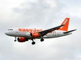 Cамолет компании EasyJet не смог подняться в воздух из-за большого количества мужчин Cамолет компании EasyJet не смог подняться в воздух из-за большого количества мужчин