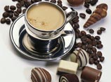 Россияне стали больше тратить на удовольствия, главные из которых - кофе и шоколад