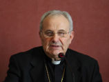 Архиепископ итальянского города Триеста Джампаоло Крепальди сообщил, что был вынужден безвыходно находиться в собственном доме в связи с тем, что гей-активисты осадили его место жительства