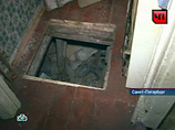 Расследование началось после того, как 29 января в подвальном помещении, расположенном под квартирой 4 дома N25 по улице Дегтярева в Ломоносове, был обнаружен труп мальчика