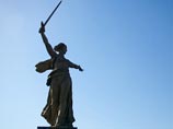 Президенту передали 50 тысяч подписей за переименование Волгограда в Сталинград Президенту передали 50 тысяч подписей за переименование Волгограда в Сталинград