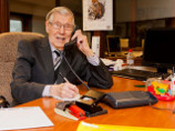В Великобритании самый пожилой офис-менеджер отметил 100-летний юбилей