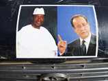 Накануне предполагалось, что встреча Олланда и Траоре состоится в столице страны Бамако, а затем французский президент направится в недавно освобожденный от террористов город Тимбукту