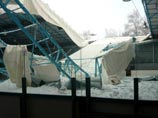 В брянском ледовом дворце рухнула крыша. Там занимались дети, но никто не пострадал