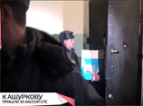 После визита оперативников, связанного с "делом СПС", соратник Алексея Навального остался без витаминов и компьютеров