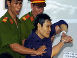 Брошенный в тюрьму вьетнамскими властями известный правозащитник и католический священник Нгуен Ван Ли был номинирован двумя членами Конгресса США на Нобелевскую премию мира 2013 года