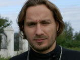 Димитрию Свердлову запретили служить не из-за того, что он хотел просить прощения у участниц Pussy Riot, сказали в РПЦ