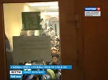Федеральная миграционная служба отправляет на родину незаконных мигрантов, задержанных в Петербурге в ходе операции на рынке Апраксин двор, проведенной в рамках двух уголовных дел об экстремизме