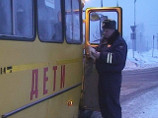 В Забайкалье трое детей выпали из автобуса во время движения