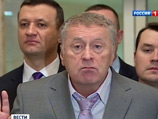 Лидер ЛДПР Владимир Жириновский объявил, что будет изгонять из своей партии всех, кто будет уличен в курении