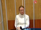 Верную "фаворитку" Сердюкова, не желающую признаваться, оставили под "элитным" домашним арестом Верную "фаворитку" Сердюкова, не желающую признаваться, оставили под "элитным" домашним арестом