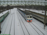 В Подмосковье поезд сбил школьницу, переходившую пути в неположенном месте
