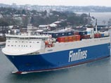Контейнер с запчастями для танков был обнаружен на судне Finnsun финской компании Finnlines еще 8 января, уточняет агентство. Груз был отправлен в Сирию из России, утверждают в таможне