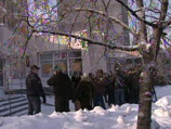 Полиция ищет двух злоумышленников, которые накануне утром совершили разбойное нападение на офисный центр в Москве