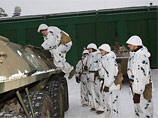 Шойгу внезапно проверяет боеготовность российских военных
Шойгу внезапно проверяет боеготовность российских военных