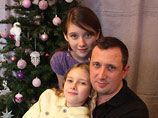 Александр Марголин со своими дочками