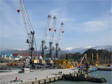 Убыточный порт в Сочи Дерипаска может подарить "Олимпстрою"