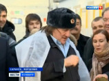 Депардье уже в Чечне. Кадыров встретил его как соотечественника Депардье уже в Чечне. Кадыров встретил его как соотечественника