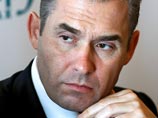 Уполномоченный президента по правам детей Павел Астахов продолжает держать оборону от нападок критиков, сомневающихся в его компетентности Уполномоченный президента по правам детей Павел Астахов продолжает держать оборону от нападок критиков, сомневающихся в его компетентности