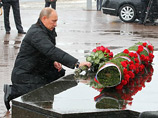 Путин в Пскове почтил память десантников, убитых в Чечне. В ВДВ утверждают, что трагедии можно было избежать