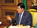 Женщины Туркмении получат на 8 марта по 14 долларов