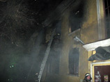 Пожар начался в 3 часа ночи, огонь охватил все здание