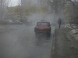 В Петербурге прорвало две трубы: две машины провалились, 90 домов на пониженном теплоснабжении
В Петербурге прорвало две трубы: две машины провалились, 90 домов на пониженном теплоснабжении