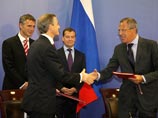 Норвегия ликует: на территории, которую уступил стране Медведев, нашли 1,9 млрд баррелей углеводородов
Норвегия ликует: на территории, которую уступил стране Медведев, нашли 1,9 млрд баррелей углеводородов