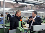 До мероприятия он посетил предприятие "Вологодский текстиль", которое является крупнейшим российским производителем льняных тканей