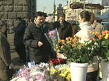В Россию пришел Международный женский день - радостный для одних и хлопотный для других. Активнее всего 8 марта отмечают в странах бывшего СССР, и это не ускользнуло от внимания иностранцев
