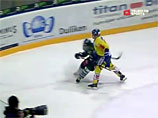 Хоккеист швейцарского клуба "Ольтен" Ронни Келлер на всю жизнь останется парализованным после тяжелой травмы, которую он получил во время матча чемпионата страны