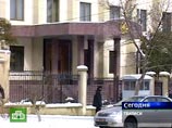 Дипотношения России и Грузии в ближайшее время не могут быть установлены (на фото - закрытое посольство РФ в Тбилиси)