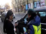 Дама в Краснодаре из "транспортной у Ткачева" отделалась штрафом, припарковав Рorsche Сayenne на встречке (ВИДЕО) Дама в Краснодаре из "транспортной у Ткачева" отделалась штрафом, припарковав Рorsche Сayenne на встречке (ВИДЕО)