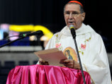 Жертвам священника-педофила, которого покрывал бывший архиепископ Лос-Анджелеса, выплатят около $ 10 млн