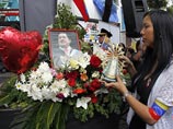 Траур по Уго Чавесу продлили еще на два дня: поток желающих попрощаться с президентом не иссякает