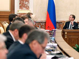 "Надеюсь, все услышали": Медведев отчитал министров за недоверие в правительстве