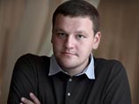 Блоггера Митю Алешковского задержали в "гомофобном" аэропорту Петербурга Блоггера Митю Алешковского задержали в "гомофобном" аэропорту Петербурга