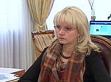 Место Набиуллиной рядом с Путиным может занять "более жесткая" женщина Место Набиуллиной рядом с Путиным может занять "более жесткая" женщина