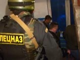 Полиция взяла штурмом квартиру в центре Москвы, из которой отстреливались участники февральской потасовки