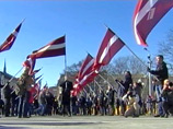 В Риге шествие легиона "Ваффен СС", обернувшееся столкновениями с антифашистами, организовавшими свою акцию у памятника Свободы, привело к курьезным последствиям