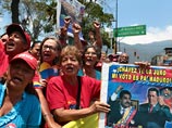 По его мнению, США готовятся сорвать внеочередные президентские выборы, намеченные на 14 апреля, где в качестве соперников будут выступать Мадуро с политическим курсом Уго Чавеса и единый кандидат от оппозиции Энрике Каприлес