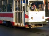 Инцидент произошел вечером 16 марта, когда трое мальчиков возвращались домой с футбольной тренировки на трамвае маршрута №27 Инцидент произошел вечером 16 марта, когда трое мальчиков возвращались домой с футбольной тренировки на трамвае маршрута №27