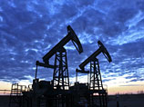 Если продать всю нефть, а деньги поделить, каждый россиянин получит по 165 тысяч долларов, посчитали аналитики Если продать всю нефть, а деньги поделить, каждый россиянин получит по 165 тысяч долларов, посчитали аналитики