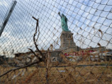 Статую Свободы в Нью-Йорке откроют спустя девять месяцев после урагана "Сэнди"