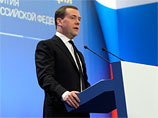 Премьер-министр РФ Дмитрий Медведев резко и не стесняясь в сравнениях оценил попытки Евросоюза разрешить кипрский кризис, в частности, провалившуюся в парламенте инициативу ввести единовременный налог на депозиты