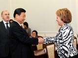 Новый лидер КНР первым делом прибыл в Россию. Эксперты объяснили выбор "безысходностью" и развенчали ряд мифов Новый лидер КНР первым делом прибыл в Россию. Эксперты объяснили выбор "безысходностью" и развенчали ряд мифов