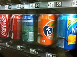 В России хотят запретить продавать напитки не только в пластиковой, но и в алюминиевой таре