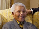 Нельсон Мандела вновь попал в больницу, президент ЮАР велел молиться